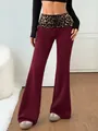 Gros plan sur la taille léopard et la jambe évasée du pantalon yoga bordeaux - S / Bas / Bordeaux