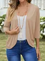Dettaglio di un cardigan in maglia beige da donna con maniche a 3/4 e stile aperto - Taglia S / Top / Khaki chiaro