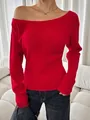 Dettaglio del top in maglia a coste rosso con spalle scoperte in stile Y2K aderente - Taglia S / Top / Rosso