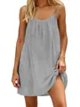 Vue détaillée d'une robe nuisette grise ample dos nu pour femme au design minimaliste - S / Bas / Gris