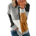 Primer plano de una sudadera informal de mujer con bloques de colores y cuello redondo. - 3XL / Tops / Gris y Marrón