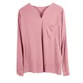 Vista frontal de camiseta casual de hombre con cuello en V y bolsillo rosa viejo - S / Top Con Bolsillo / Rosa