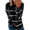 Vue détaillée d'un sweat-shirt ample à col rond pour femme avec rayures blanches - Noir
