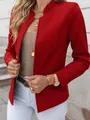 Dettaglio di un elegante blazer rosso a maniche lunghe da donna con collo a lupetto. - Taglia S / Top / Rosso