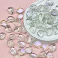 Gedetailleerde weergave van iriserende onregelmatige glaskralen voor DIY-sieraden. - L663# Transparant Paars