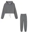 Graues zweiteiliges Trainingsset mit bauchfreiem Kapuzenpullover und Jogginghose. - Hellgrau
