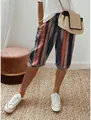 Detailansicht der gestreiften Baumwoll-Leinen-Shorts für Herren mit Seitentaschen und Kordelzug - S / Unterteile / Marineblau Gestreift