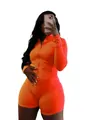 Vue détaillée de l'ensemble de yoga dégradé orange avec veste zippée et short ajusté - S / Haut Et Bas / Orange