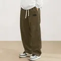 Pantaloni da uomo in velluto a coste marroni vestibilità comoda con coulisse per l'autunno - 4XL / Pantaloni e gonne / Marrone