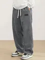 Pantaloni da uomo in velluto a coste grigio, vestibilità comoda con coulisse e logo ricamato - Grigio