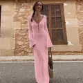 Eleganter langärmeliger rosa Strick-Strandkleid für Damen als sexy Bikini-Überwurf - S / Oberteil Und Unterteil / Rosa