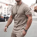 Premium Herren Freizeit Sport-Set mit Kurzarm T-Shirt und passenden Shorts in Khaki - M / Oben Und Unten / Khaki