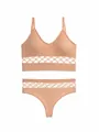 Ensemble soutien-gorge de sport et culotte côtelés beiges avec design à treillis évidé - Chair