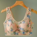 Floral print seamless sports bra for women with wide straps and breathable mesh fabric - L / Tops / Apricot