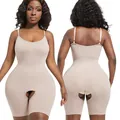 Nahtloser nudefarbener Ganzkörper-Shapewear-Body mit offenem Schritt und Trägern - Hautfarben