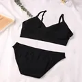Black seamless wireless bra and panty set with adjustable straps for yoga and sport - S / Top And Bottom / Black