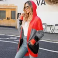 Πλεκτή ζακέτα με κουκούλα σε πορτοκαλί, γκρι και ανθρακί χρώμα σε μεσαίο μήκος. - S / Tops / Patchwork Πορτοκαλί-Κόκκινο