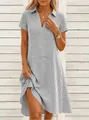 Detail eines grau gestreiften Sommerkleids mit V-Ausschnitt im lässigen Boho-Stil - S / Oberteil und Hose / Grau