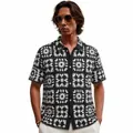 Vintage heren polo met etnische print, zwart-wit gehaakt gebreid shirt met korte mouwen. - 3XL / Tops / Zwart