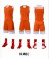 Vue détaillée de l'ensemble de basket orange avec des chaussures de sport assorties - 3XS / Haut Et Bas / Orange