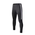 Detailaufnahme der schwarzen atmungsaktiven schnell trocknenden elastischen Sport-Trainingshose - 3XS / Unterteile / Schwarz