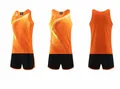 Conjunto de atletismo naranja con camiseta de tirantes y pantalones cortos negros - Hombres M / Top Y Pantalón / Naranja
