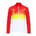 Trainingsjacke im Nationalstil China Team mit rot-gelbem Farbverlauf und Kalligrafie - XS / Oberteil Und Unterteil / Rot