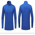 Blaue Herren Sportjacke mit Stehkragen und Reißverschluss, Vorder- und Rückansicht - Königsblau