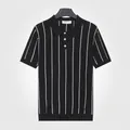 Polo pour homme en soie glacée noire à rayures verticales blanches et col à boutons - M / Hauts / Noir