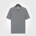 Polo en maille de soie glacée pour hommes avec col zippé de couleur grise chic - M / Hauts / Gris