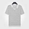 Polo en maille de soie glacée pour hommes avec rayures noires sur fond blanc d'été - M / Hauts / Blanc