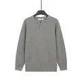 Pull en maille gris clair à manches longues et col Henley pour homme, style décontracté - M / Haut (2005) / Gris clair
