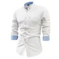 Vista detallada de la camisa de lino de algodón blanco con puños de mezclilla azul. - 3XL / Tops / Blanco