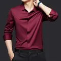 Chemise homme bordeaux à manches longues coupe ajustée, haute élasticité et sans repassage - Bordeaux