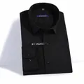 Camicia da uomo a maniche lunghe slim fit in una finitura nera classica ed elegante - 38 / Top / Nero