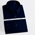 Chemise à manches longues en fibre de bambou bleu marine, infroissable et respirante. - Bleu marine