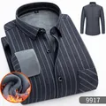Camicia da uomo a maniche lunghe a righe con calda fodera in pile grigio, modello 9917 - Grigio Scuro Riga Verticale (BN9917)