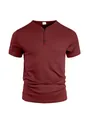 Gros plan du t-shirt bordeaux à col Henley en V pour homme avec boutons et étiquette - S / Haut (YC-54) / Rouge