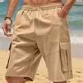 Detailansicht der Khaki-Cargo-Shorts für Herren mit elastischem Kordelzug und Seitentaschen - S / Unterteile / Khaki