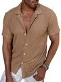Vista dettagliata di una camicia a maniche corte da uomo in tessuto traspirante - Taglia S / Top / Kaki