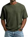 Textura detallada de punto gofre verde oscuro en camiseta casual de hombre con manga ranglán - Verde Militar