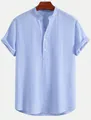Camisa de hombre de manga corta en seersucker de rayas azules con cuello mao elegante - S / Tops / Azul