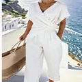 Combinaison d'été blanche à manches courtes avec nœud à la taille et col en V chic - Blanc