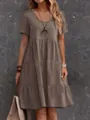 Robe d'été décontractée marron pour femme avec col en U et jupe à plusieurs niveaux - S / Bas / Chameau
