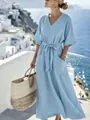 Elegantes hellblaues V-Ausschnitt Maxikleid mit Taillenband und praktischen Seitentaschen - S / Himmelblau