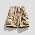 Pantalones cortos cargo clásicos para hombre en color caqui con múltiples bolsillos - 28 / Bottoms / Caqui