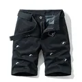 Short cargo noir pour homme avec broderie de grue et ceinture en toile assortie - 30 / Bas / Noir