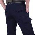 Marineblaue schnelltrocknende Cargo-Hose für Herren mit Taschen - M / Unterteile / Saphirblau