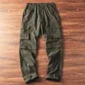 Detail der vielseitigen schnelltrocknenden Cargo-Hose für Herren mit Taschen - S / Unterteile / Armeegrün