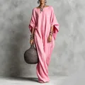 Elegante abito lungo rosa con scollo a barca e maniche lunghe in stile retrò boho - Rosa